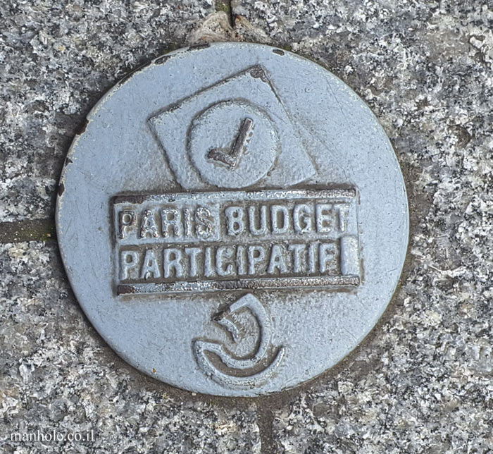 Paris - a plate indicating the place as a participant in "Paris on a Budget"