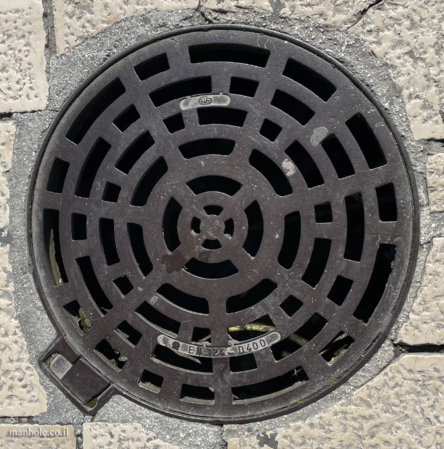 Bari - Round drain cover