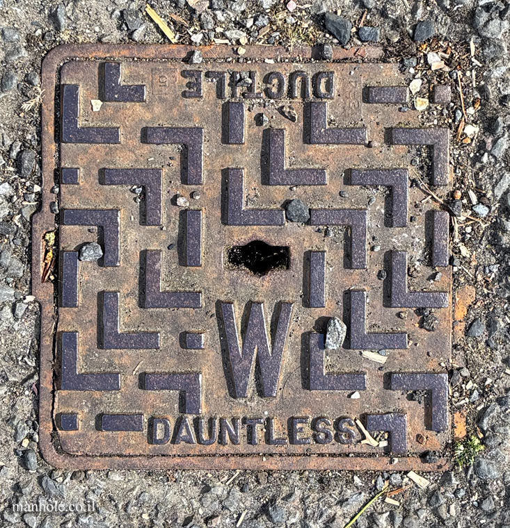 Drewsteignton - Small Water Lid