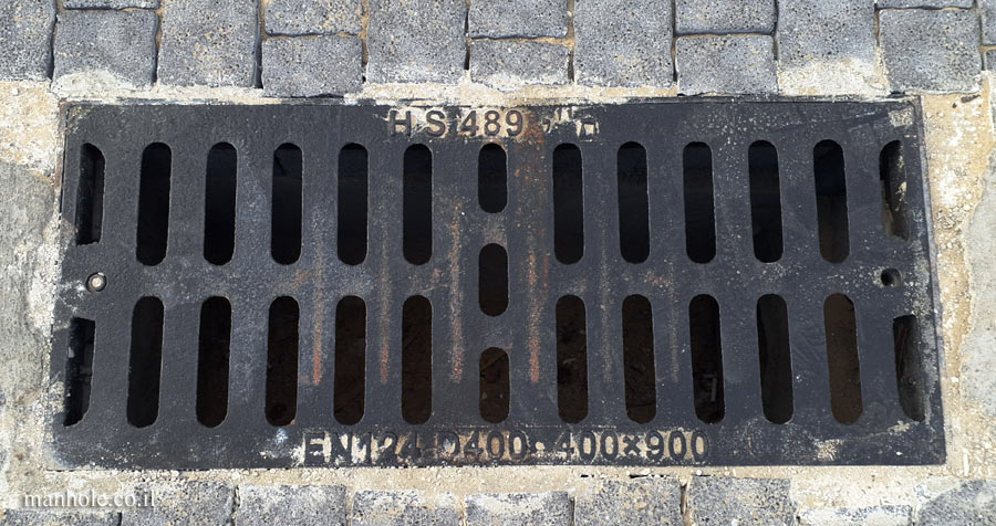 Tel Aviv - Jaffa Port - Rectangular Sidewalk Drainage