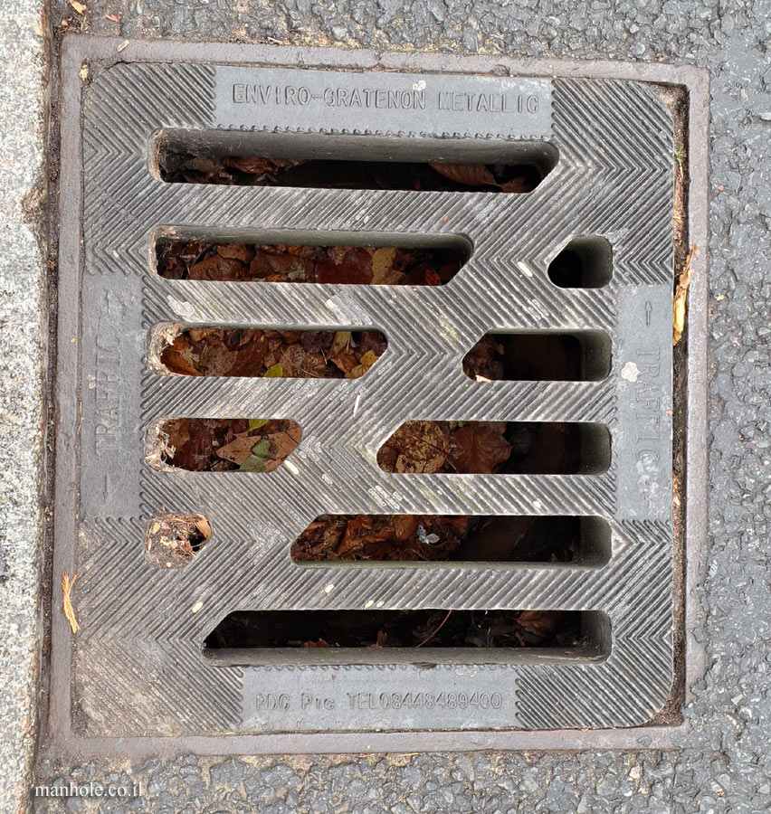 London - Pavement drainage made of composite materials