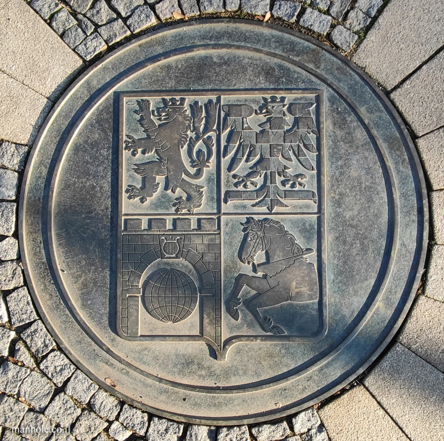 Pardubice - lid with the coat of arms of the Pardubice region