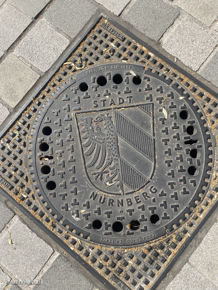 Nuremberg - lid with the citys coat of arms