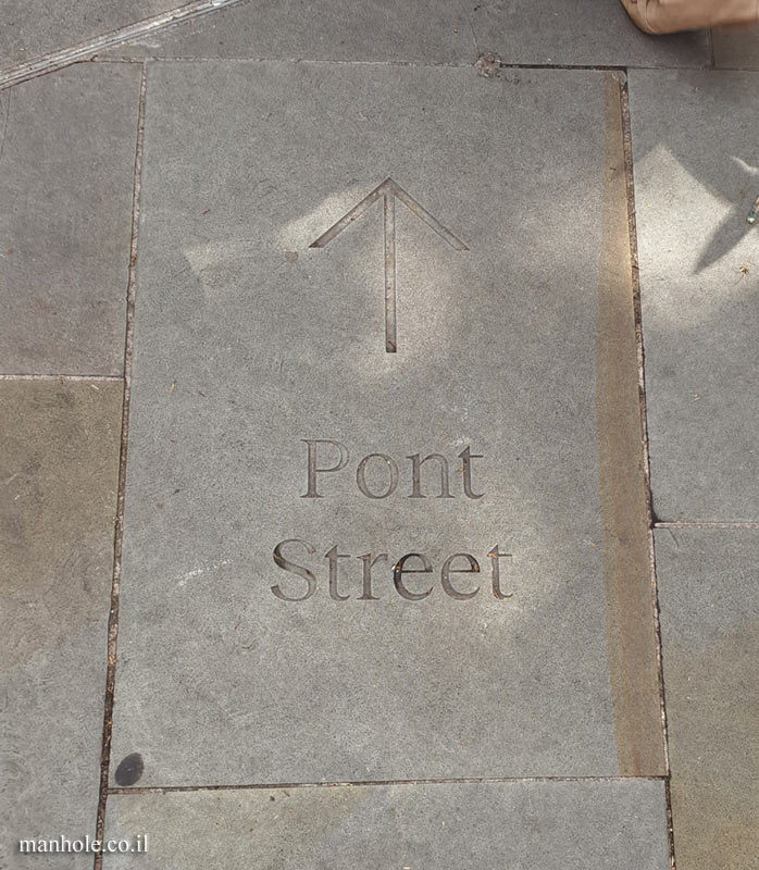 London - Pont Street