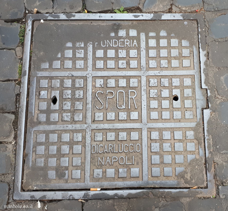 Rome - SPQR - covers with 9 slots with squares inside
