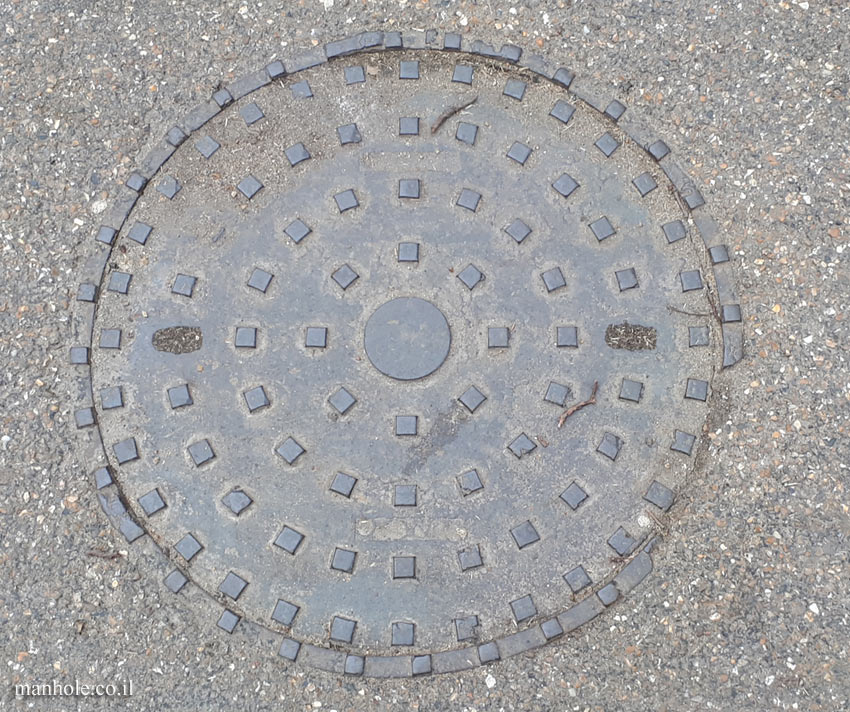 London - Hyde Park - Round lid with squares of circles