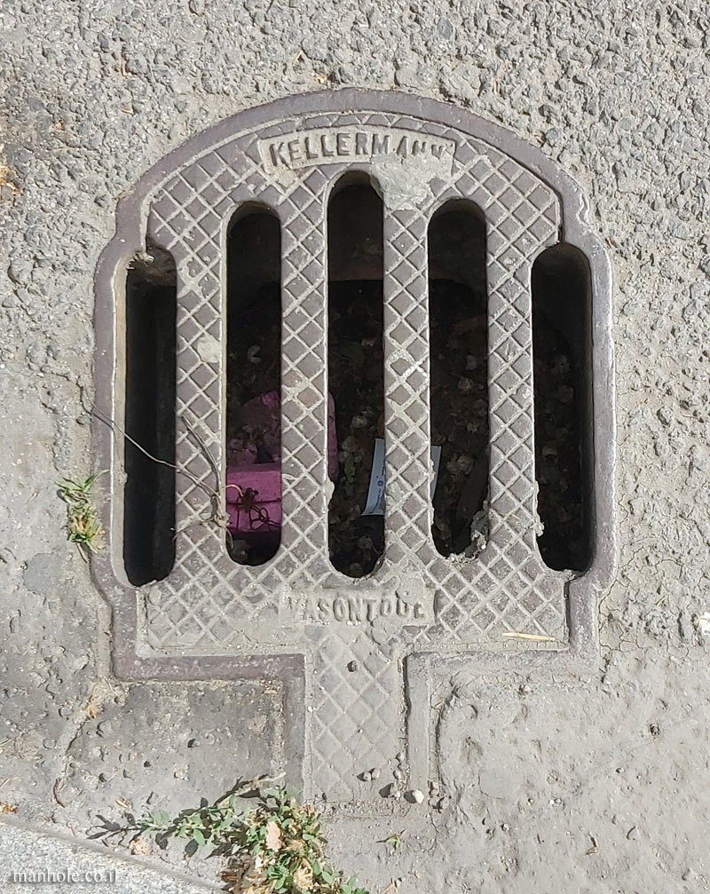 Budapest - drainage cover in the form of a spoon or a shovel