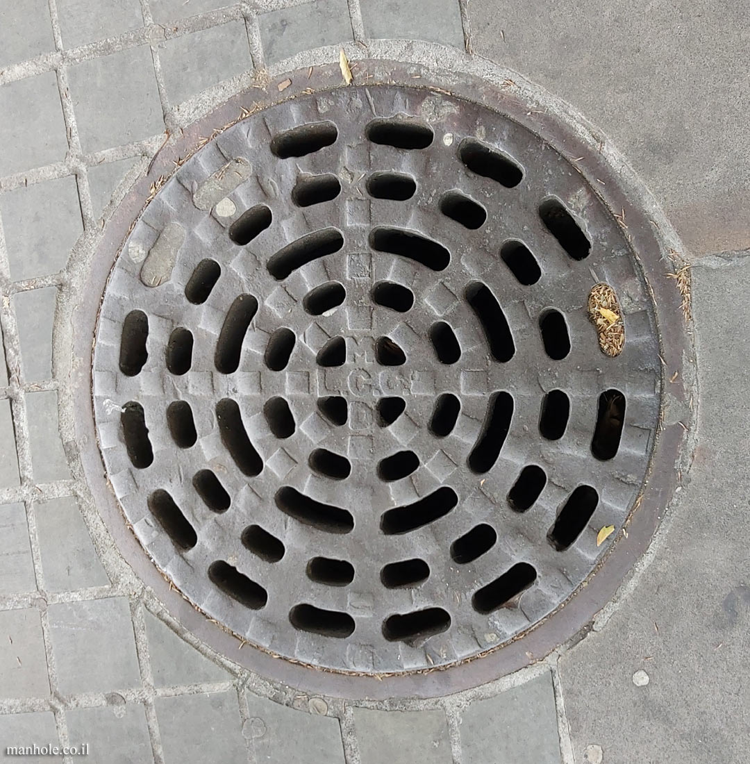 London - drainage - a network of circles of grooves (3)