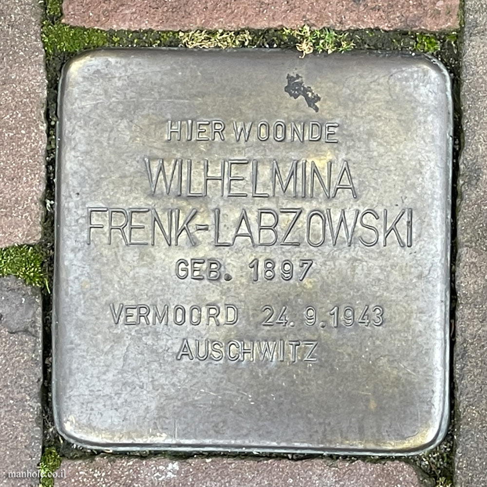 Zierikzee - "Stumbling stone" - Memorial plaque in the house of Wihelmina Frenk-labzowski