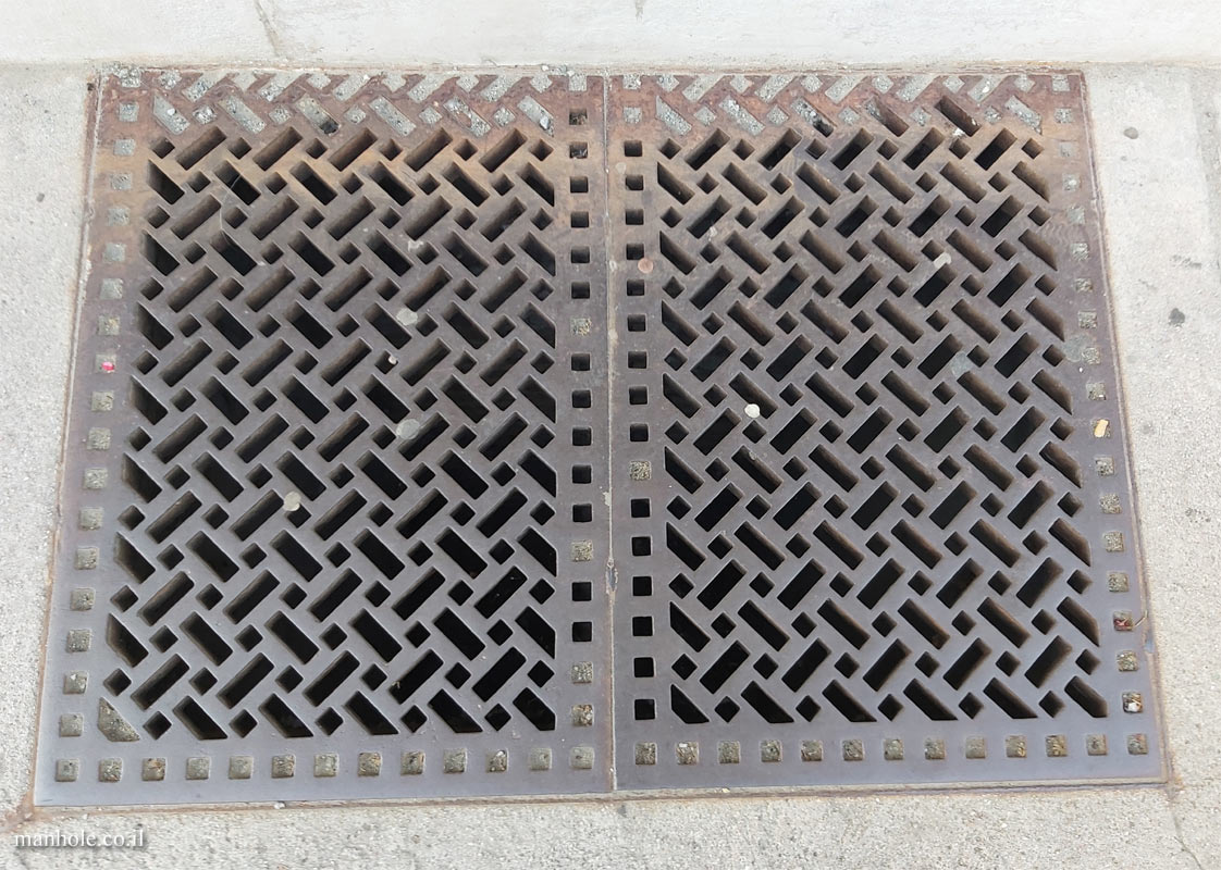 Vienna - Drain cover with slots perpendicular to each other - modular