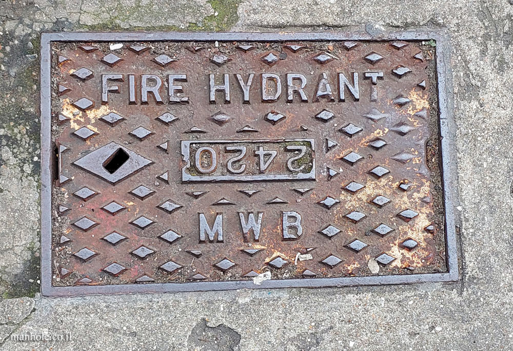 London - Fire Hydrant - MWB