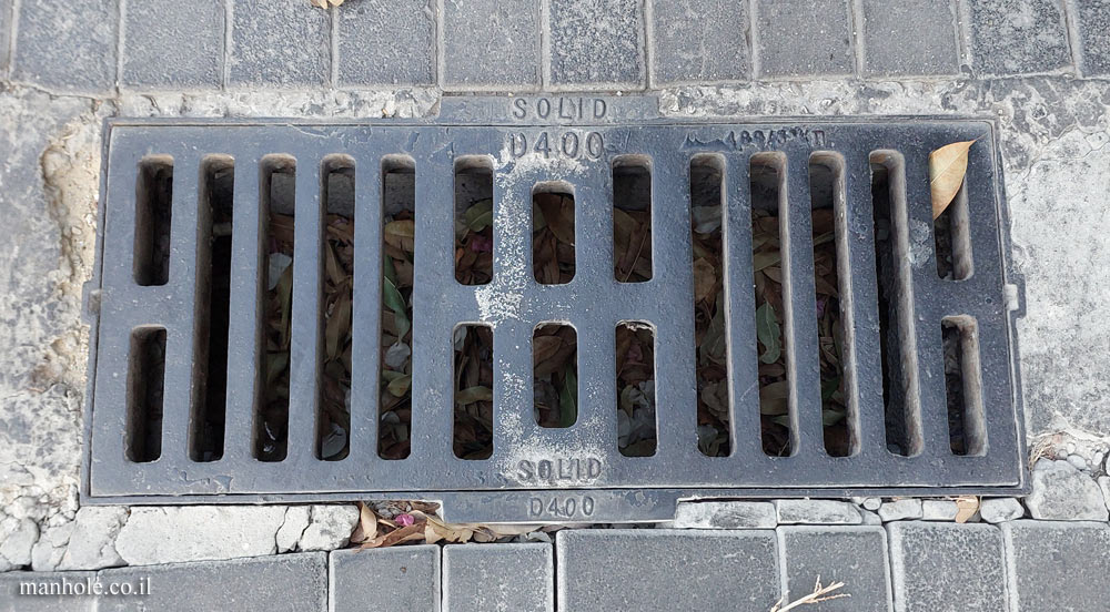 Tel Aviv - Solid - sidewalk drainage