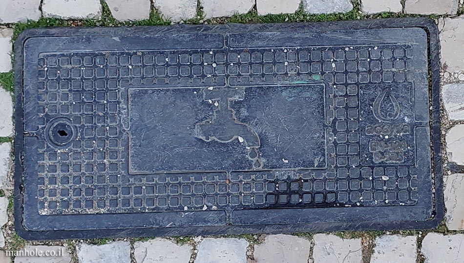Lisbon - a water cover with a faucet icon on it