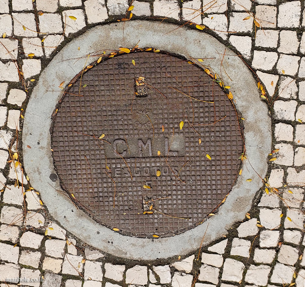 Lisbon - Sewage (5)