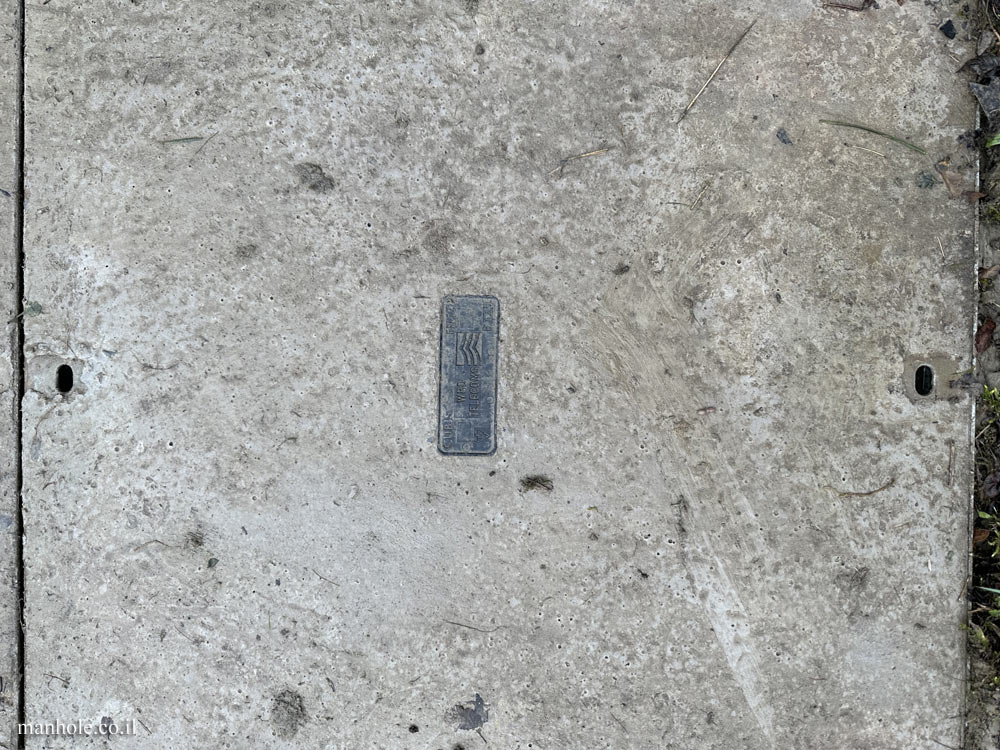 Gloucester - WPD Telecoms - Concrete cover with metal label