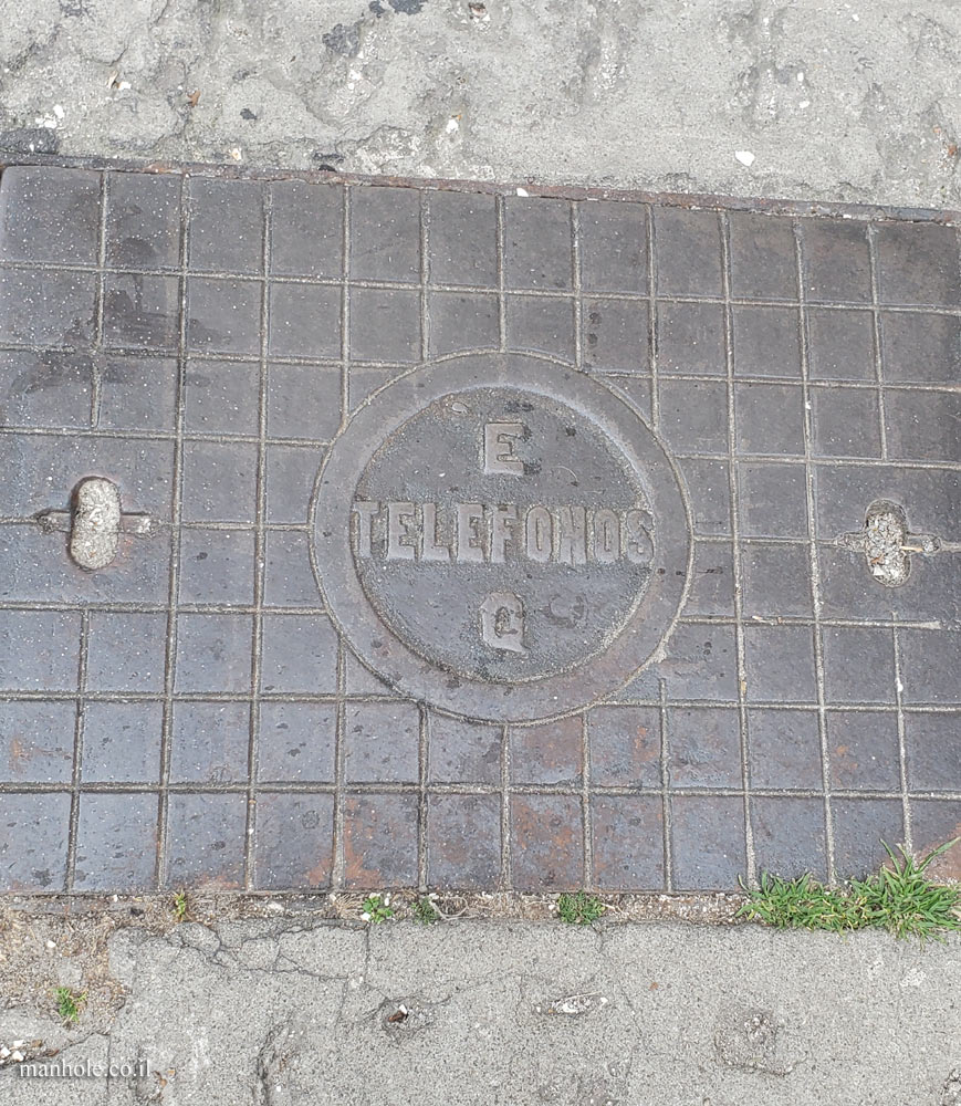 Quito - phone