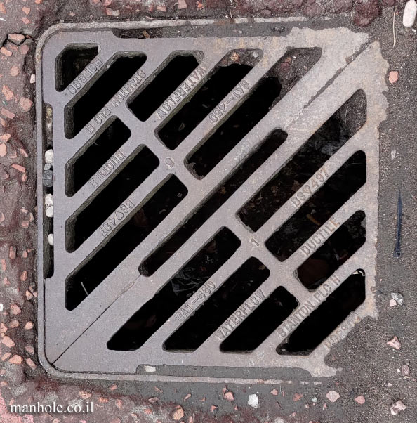 Salford - diagonal drain cover (2)